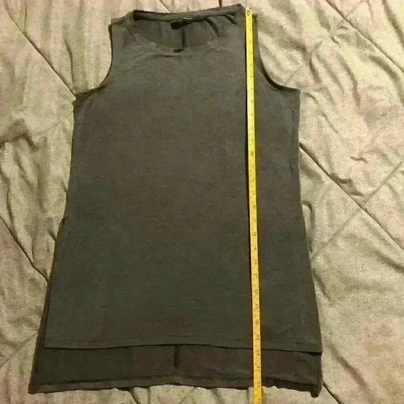 Athleta Gray Side Slit Tank Top Tencel Jersey Sleeveless Athleisure XS - Picture 4 of 6